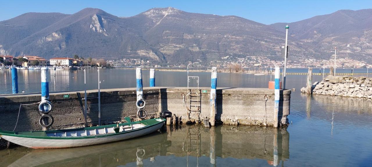Chez Ary: Sulla Strada Del Lago Clusane Exteriér fotografie
